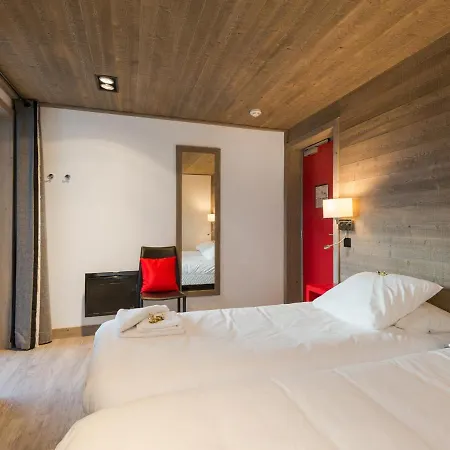 Hotel Victoria By Skinetworks 4*